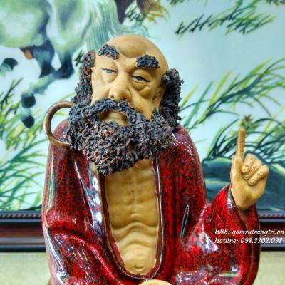 Tượng Đạt Ma Khất Thực men chảy